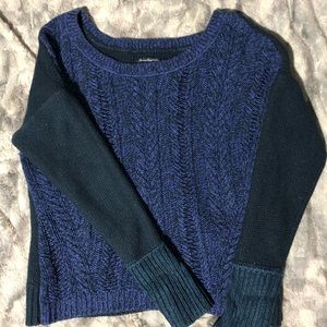 AMERICAN EAGLE SWEATER / make offers :)
